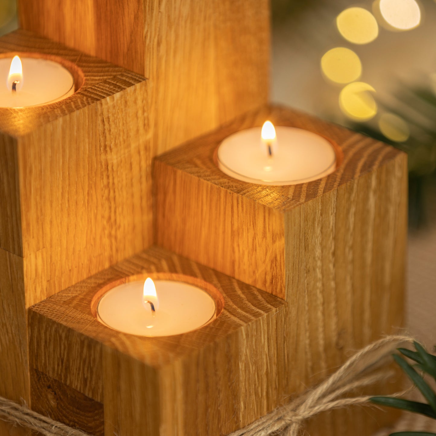 Adventskranz aus Holz, Kerzenständer
