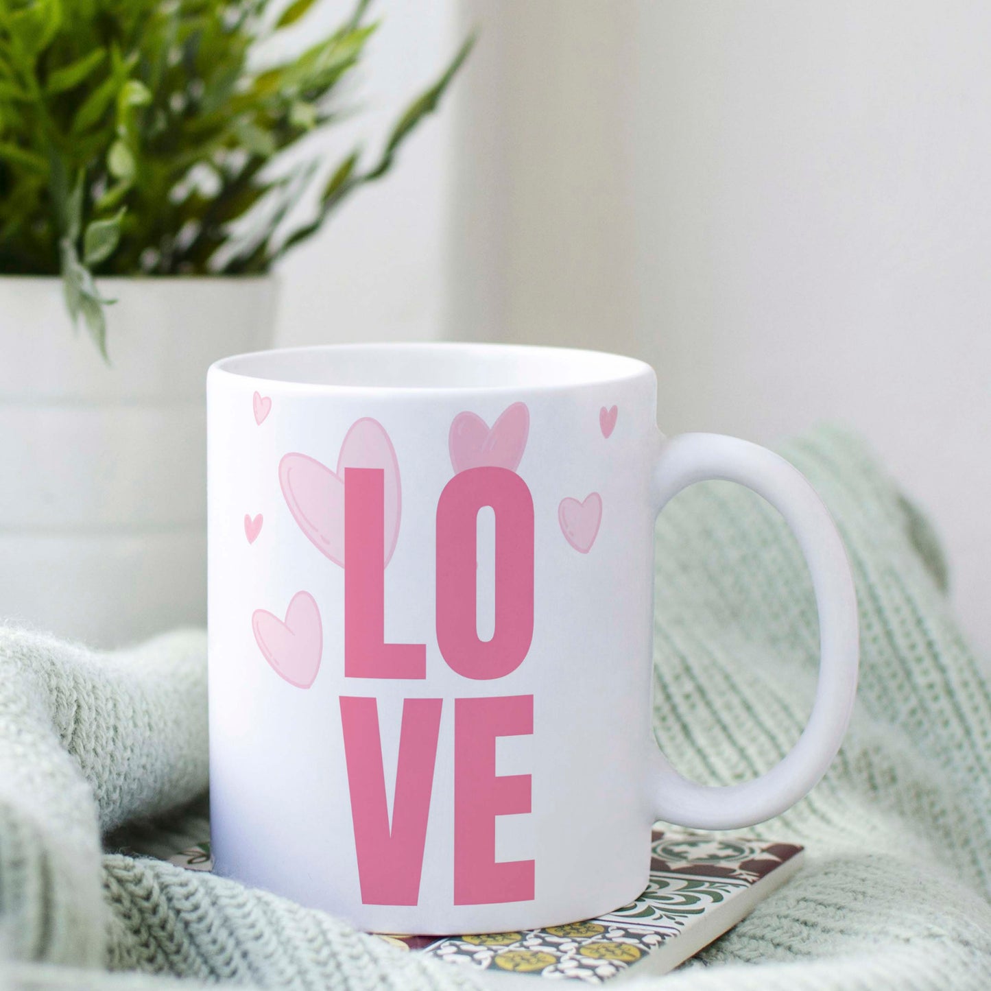 Tasse: L O V E 🖤