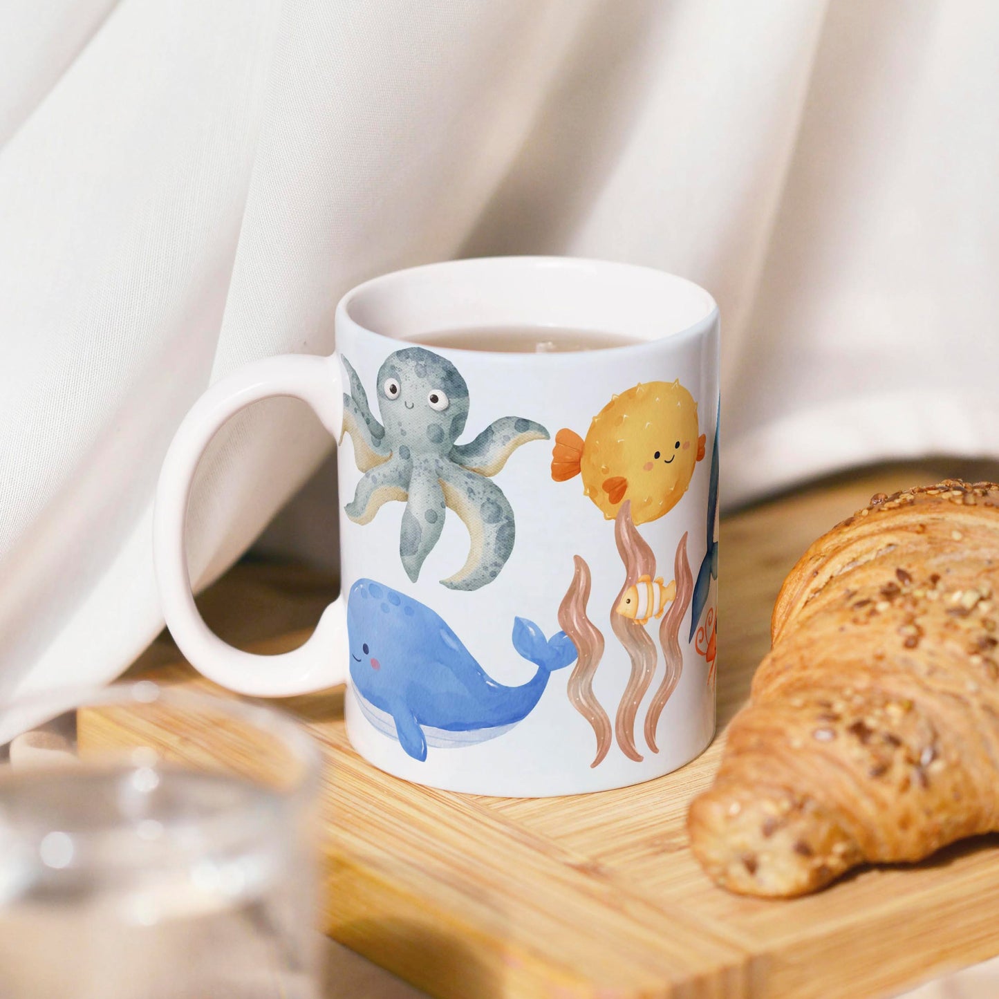 Tasse: Korallenriff mit Meerestieren