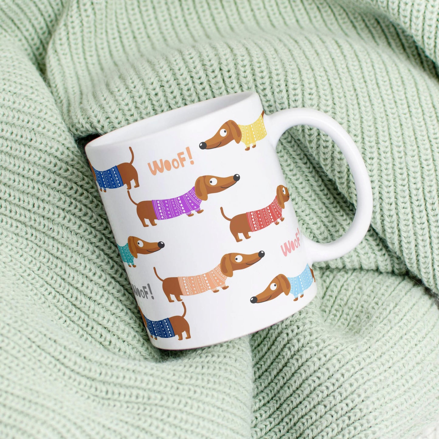 Tasse: bunte Dackel mit Pulli