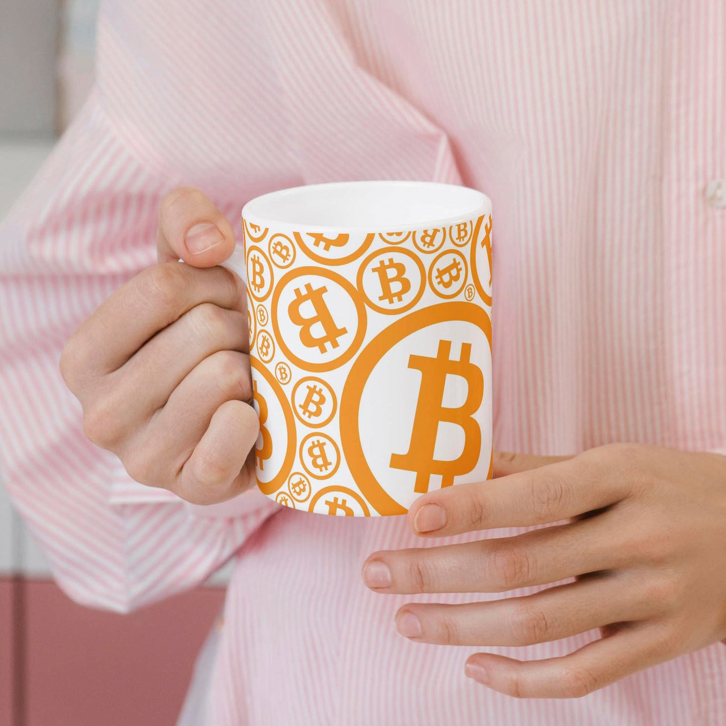Tasse: BITCOIN ₿