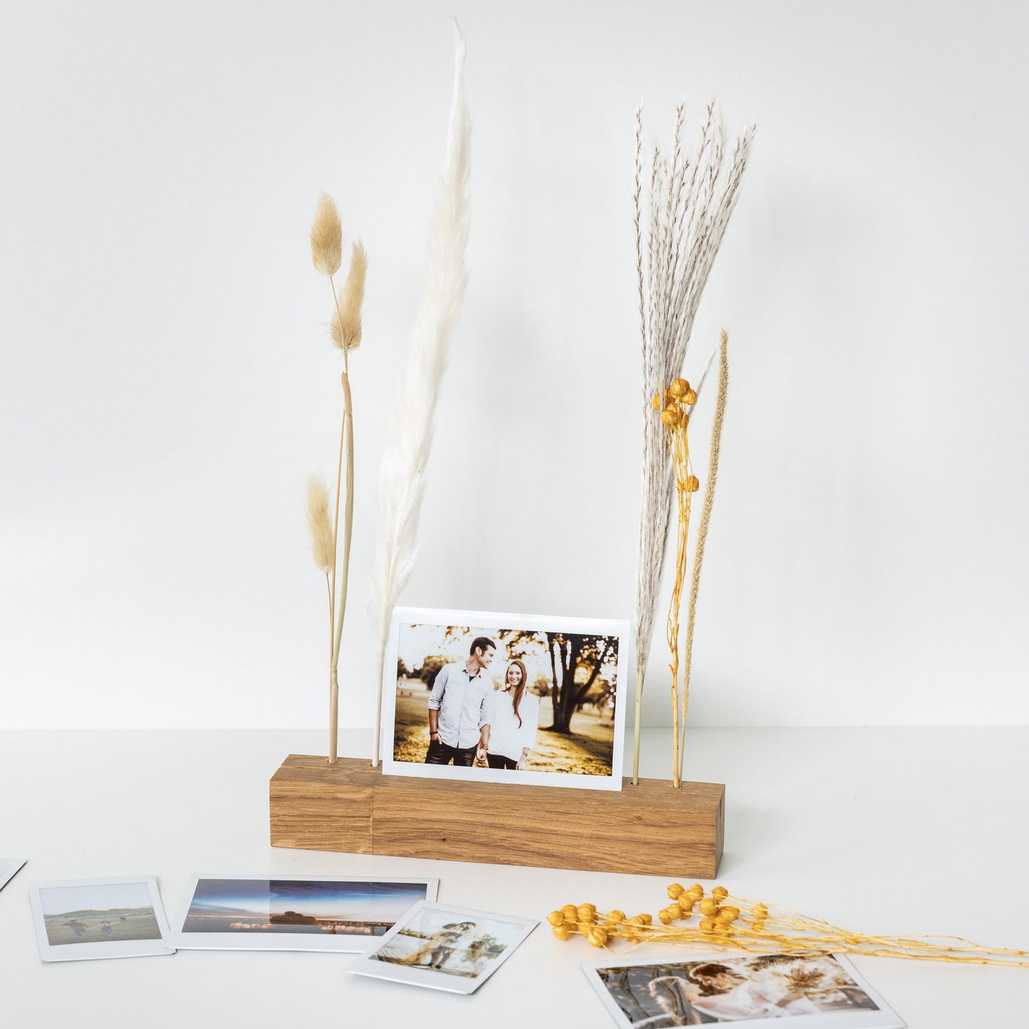 Fotohalter XL mit Trockenblumen, Eichenholz, 20cm