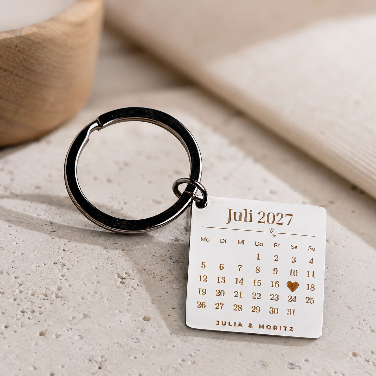 Personalisierter Schlüsselanhänger mit Kalender-Gravur